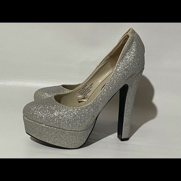 Rue 21 Silver Glitter Platform Heels – Size M (7/8) - Picture 6 of 10